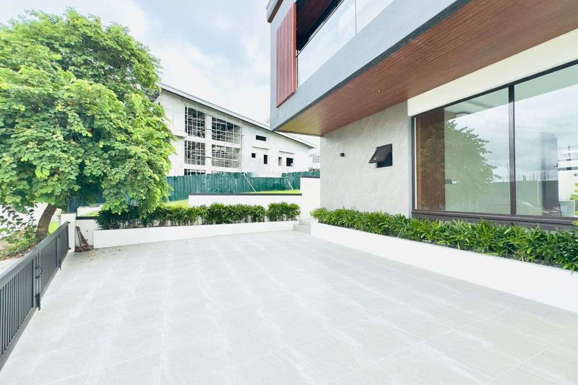 6 Bedroom House for Sale in Almanza Dos, Las Piñas, Metro Manila – photo 7