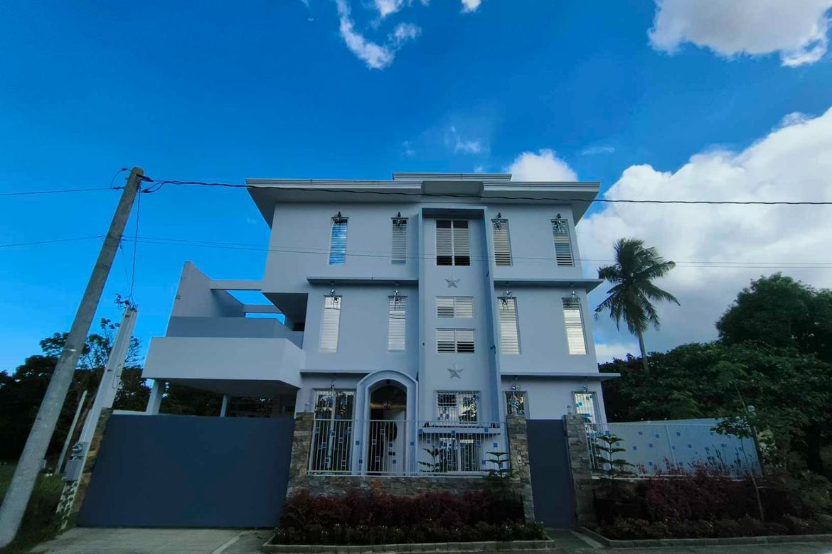 6 Bedroom House for Sale in Asisan, Tagaytay, Cavite – photo 2