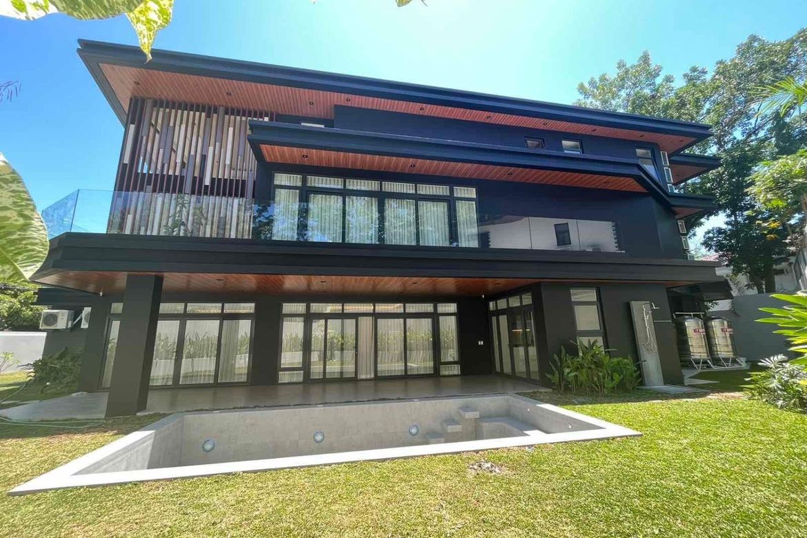 6 Bedroom House for Sale in Ayala Alabang Village, New Alabang Village, Muntinlupa, Metro Manila – photo 2