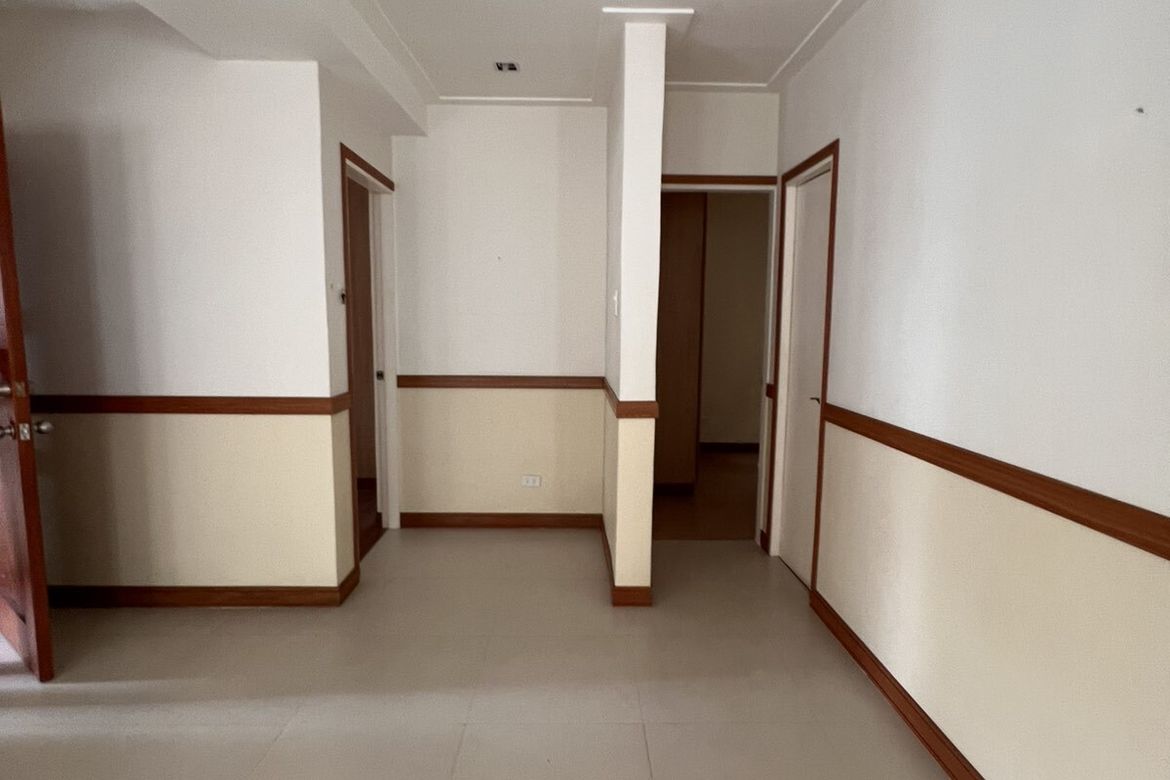 6 Bedroom House for Sale in Ayala Alabang Village, New Alabang Village, Muntinlupa, Metro Manila – photo 8