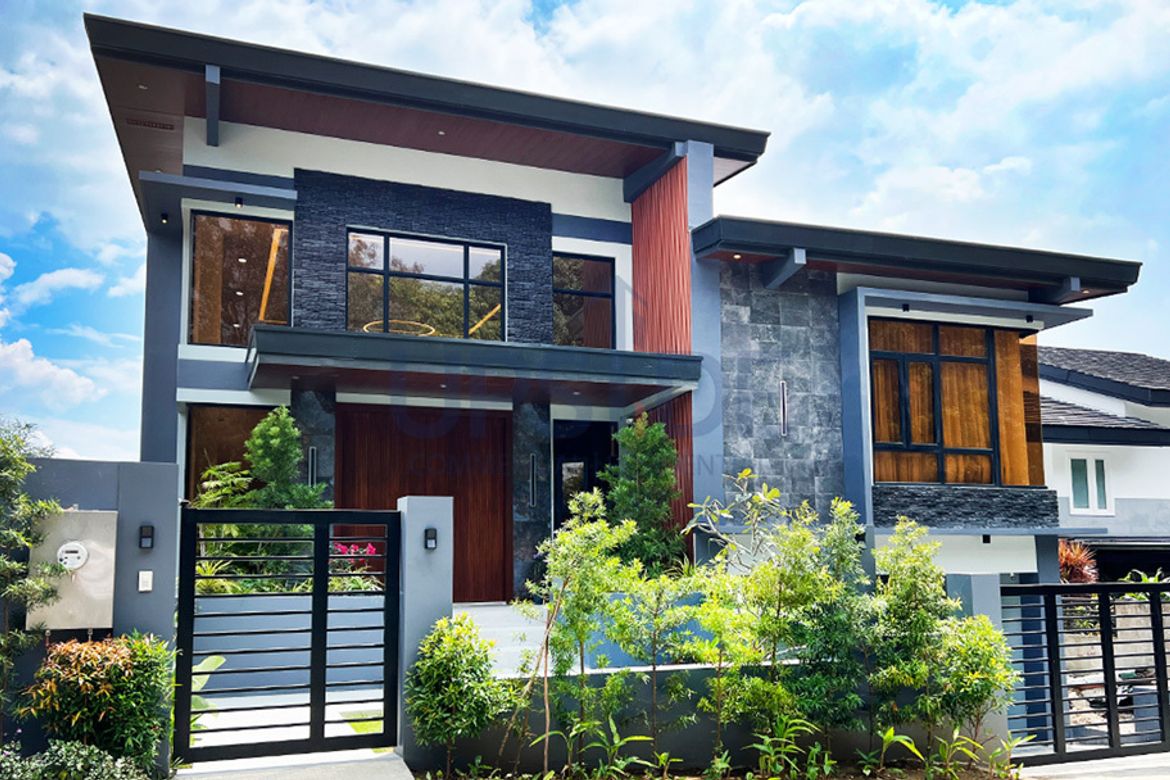 6 Bedroom House for Sale in Ayala Westgrove Heights, Inchican, Silang, Cavite