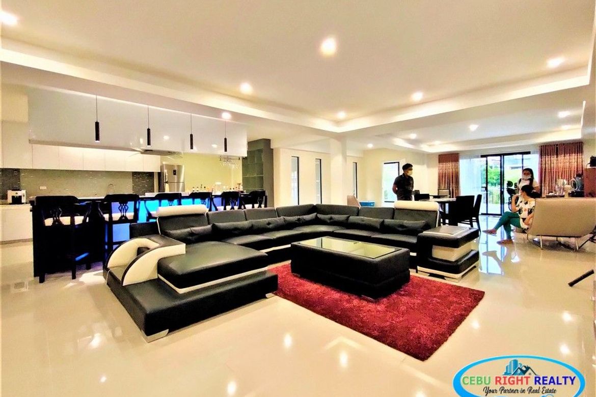 6 Bedroom House for Sale in Bacayan, Cebu City, Cebu – photo 2