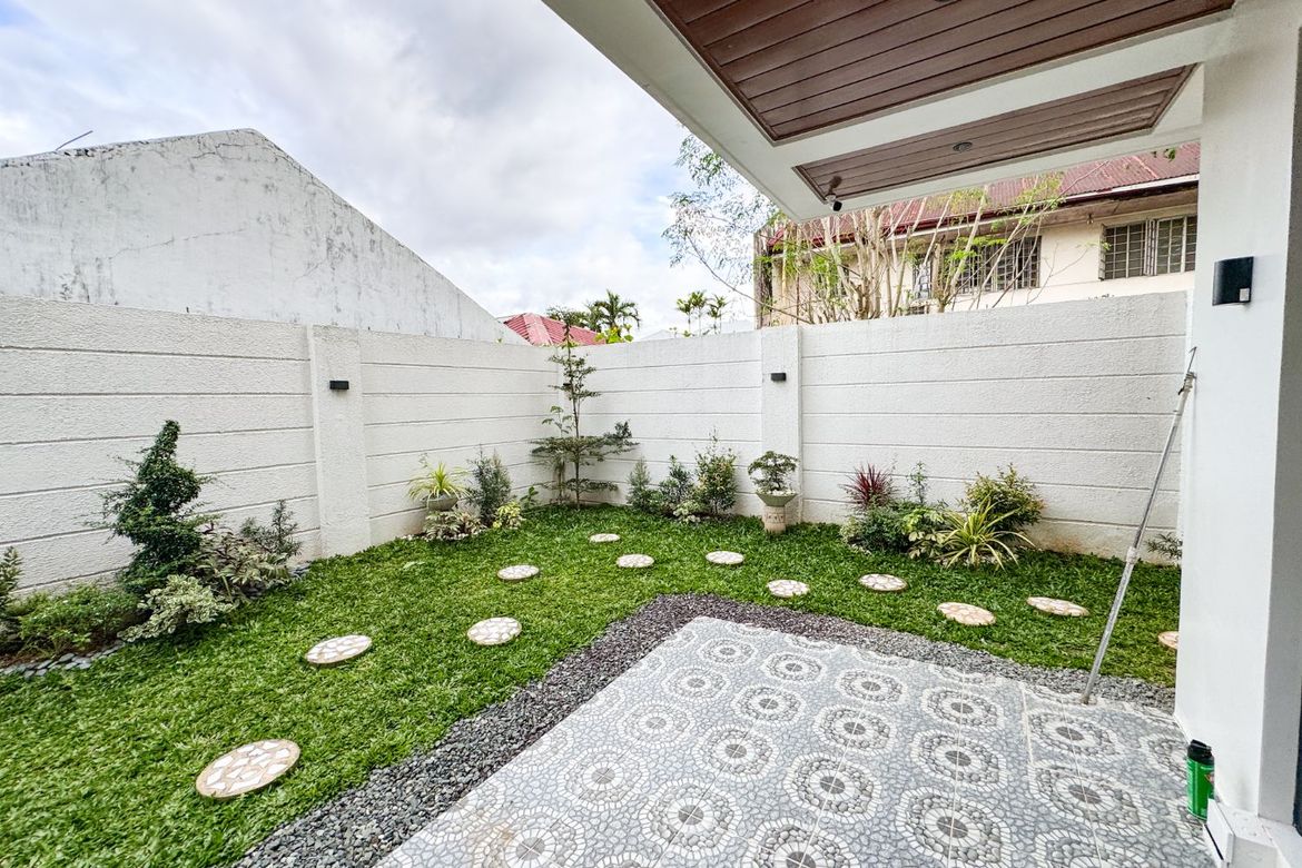 6 Bedroom House for Sale in Bagong Silangan, Quezon City, Metro Manila – photo 7