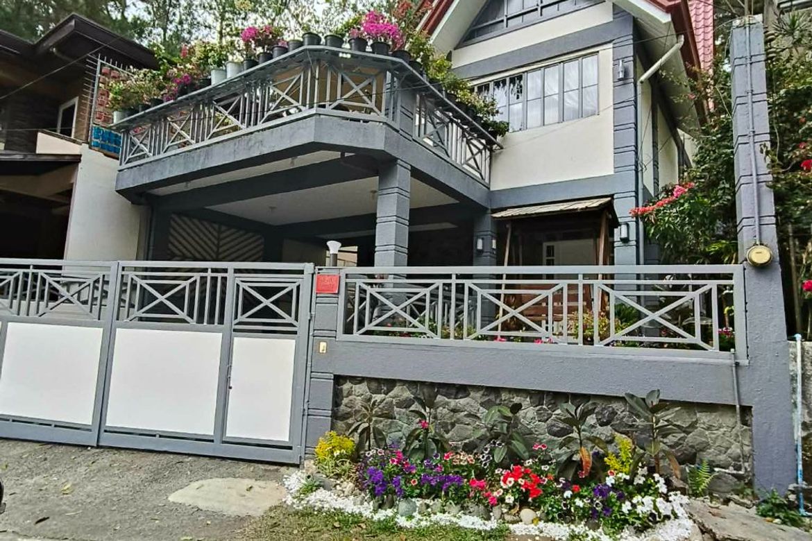 6 Bedroom House for Sale in Bakakeng North, Baguio, Benguet