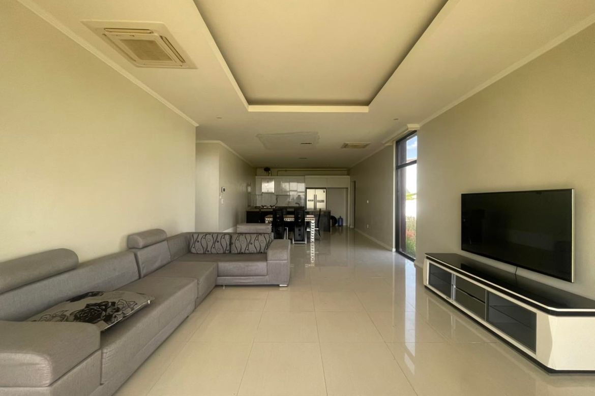 6 Bedroom House for Sale in Balibago, Angeles, Pampanga – photo 2