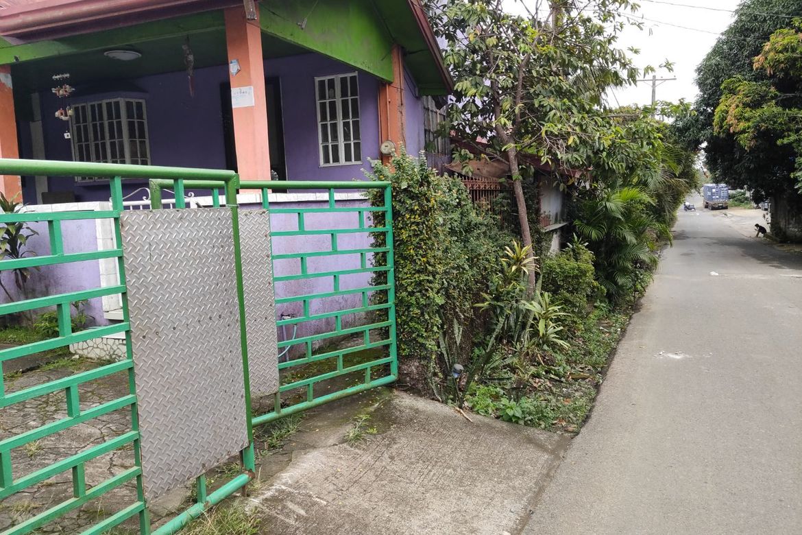 6 Bedroom House for Sale in Balubad, Silang, Cavite