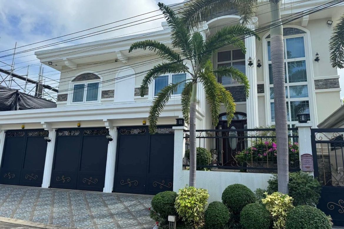 6 Bedroom House for Sale in Balulang, Cagayan de Oro, Misamis Oriental