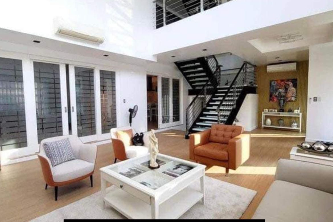 6 Bedroom House for Sale in Bambang, Taguig, Metro Manila