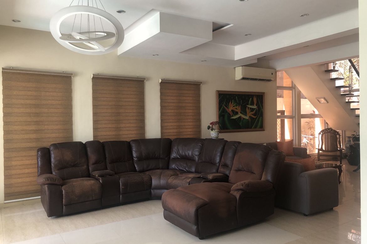 6 Bedroom House for Sale in Batasan Hills, Quezon City, Metro Manila – photo 5