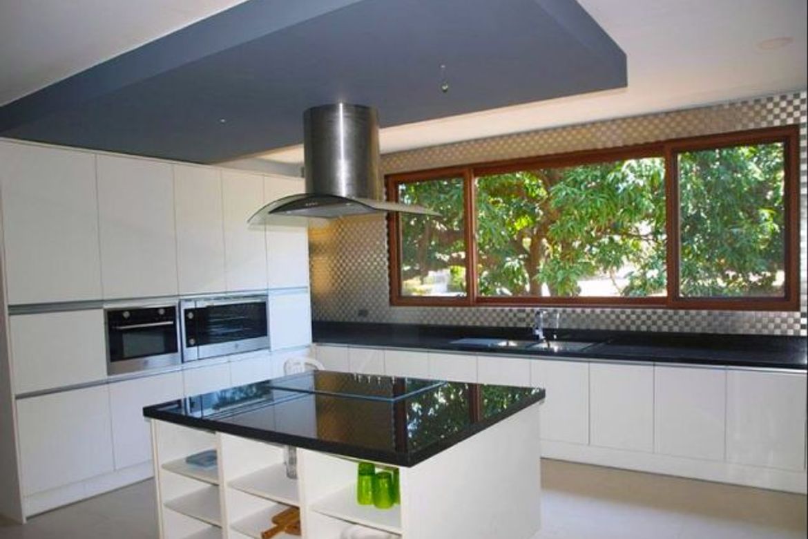 6 Bedroom House for Sale in Bel-Air, Makati, Metro Manila