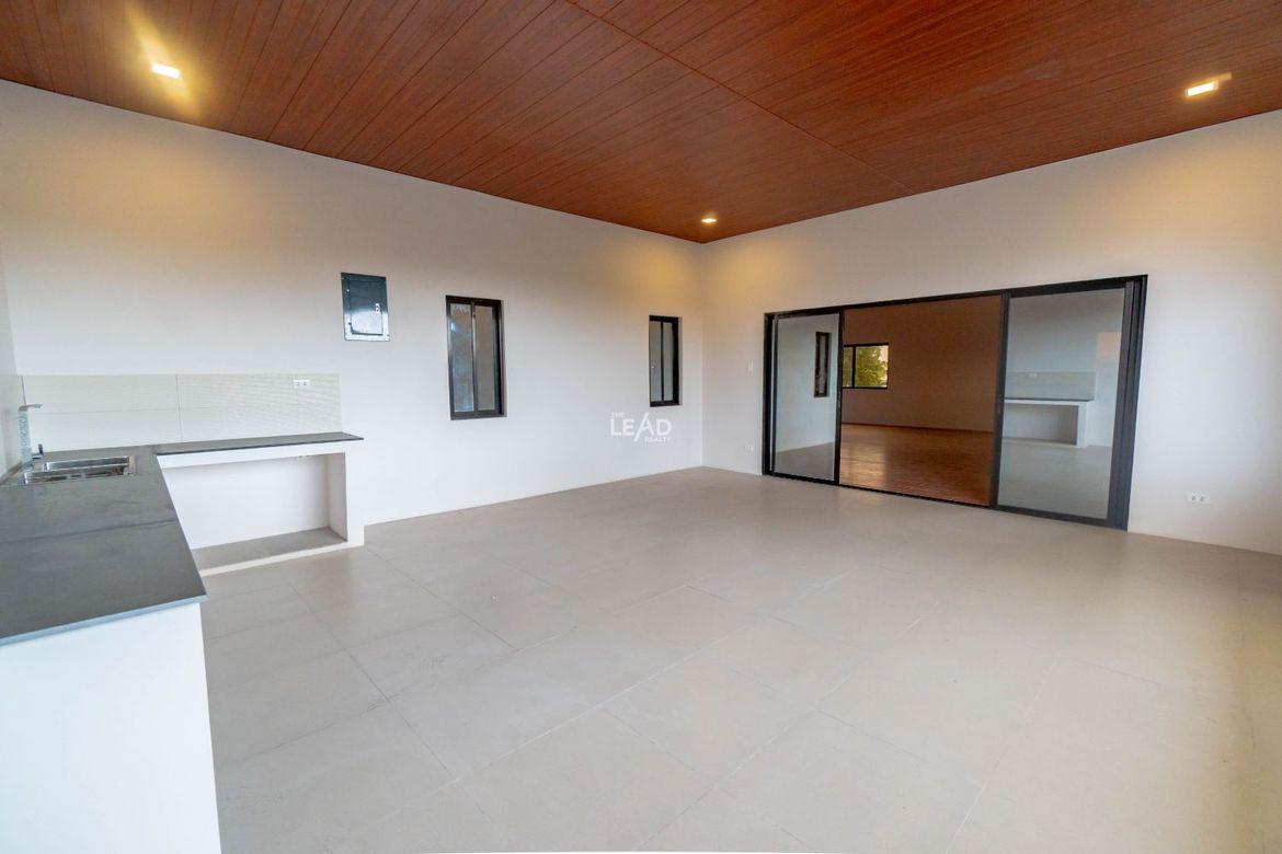 6 Bedroom House for Sale in BGC, Taguig, Metro Manila – photo 6