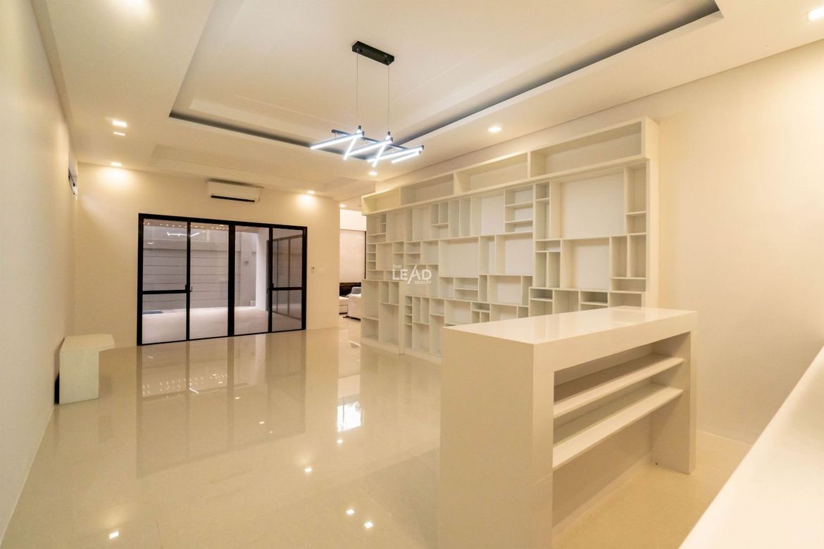 6 Bedroom House for Sale in BGC, Taguig, Metro Manila – photo 8