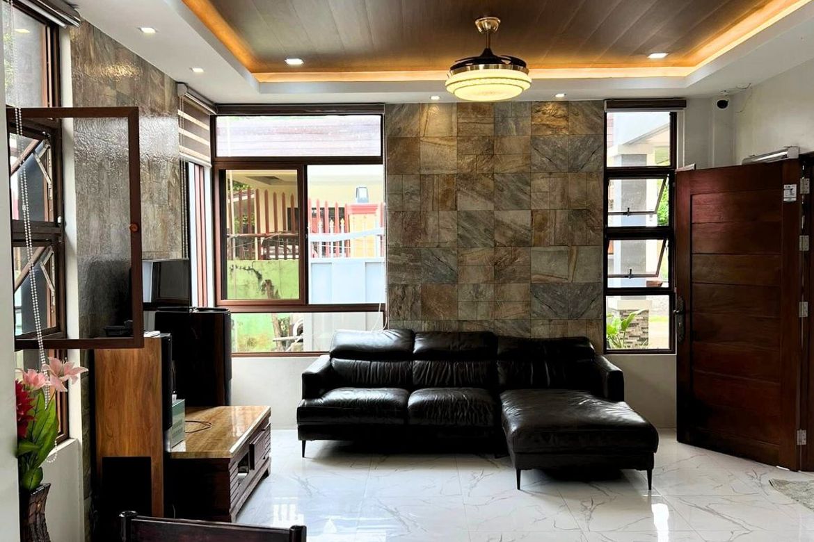 6 Bedroom House for Sale in Booy, Tagbilaran, Bohol – photo 4
