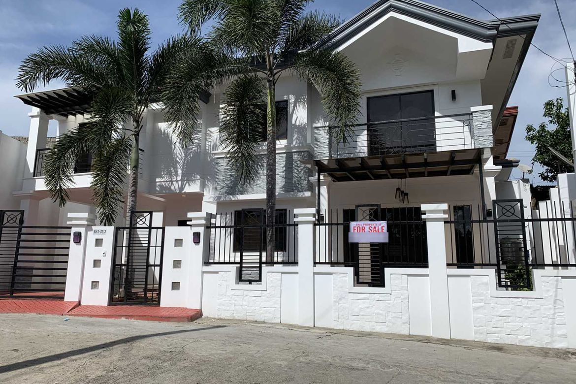 6 Bedroom House for Sale in Cabantian, Davao City, Davao del Sur