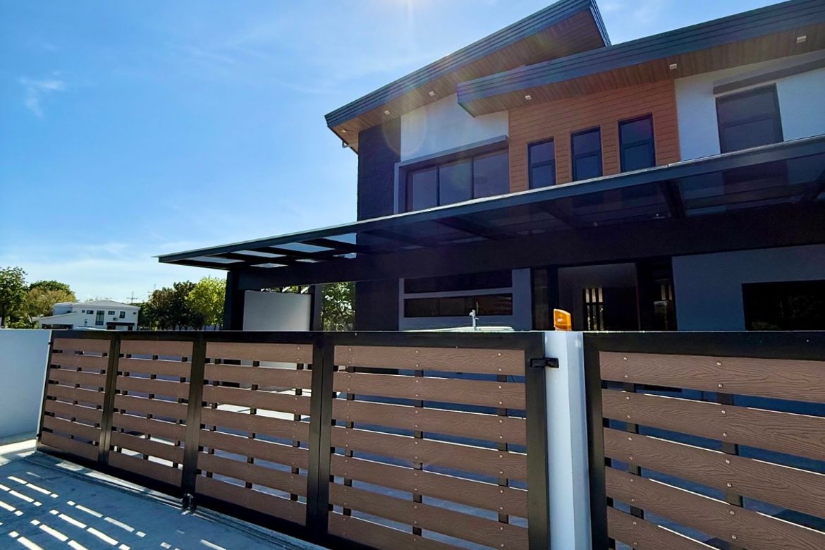 6 Bedroom House for Sale in Cabilang Baybay, Carmona, Cavite – photo 3