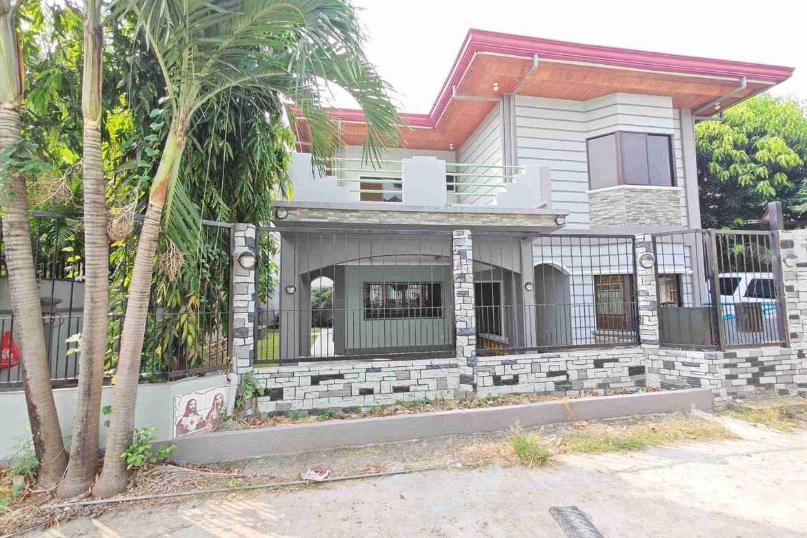 6 Bedroom House for Sale in Centro, Mandaue, Cebu – photo 3
