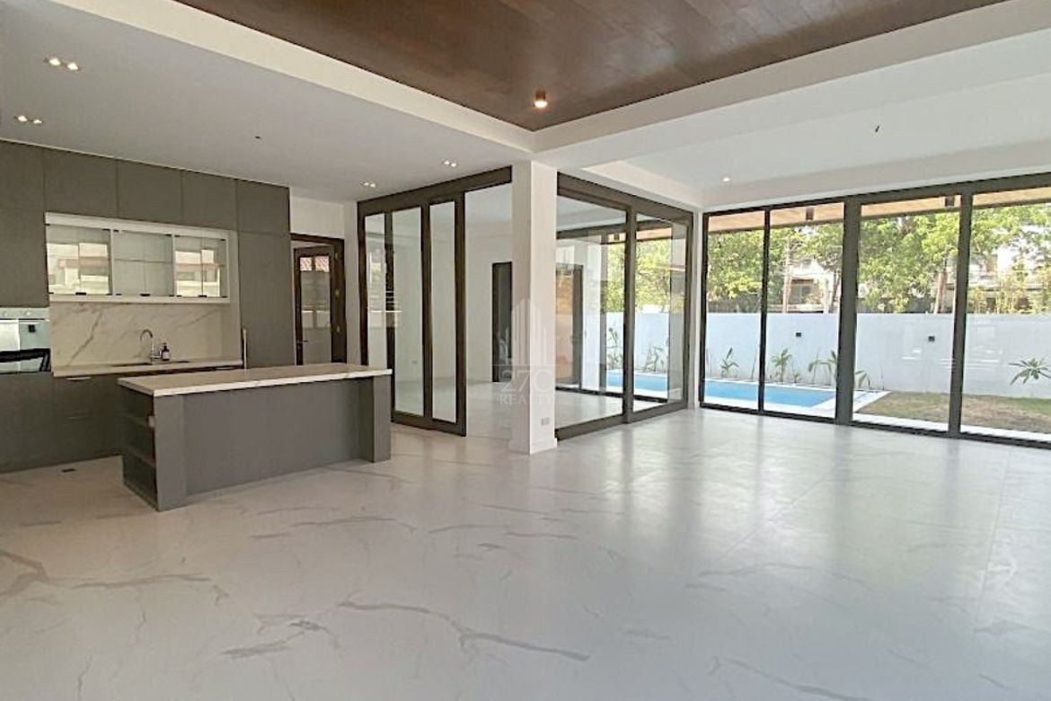 6 Bedroom House for Sale in Cupang, Muntinlupa, Metro Manila – photo 2