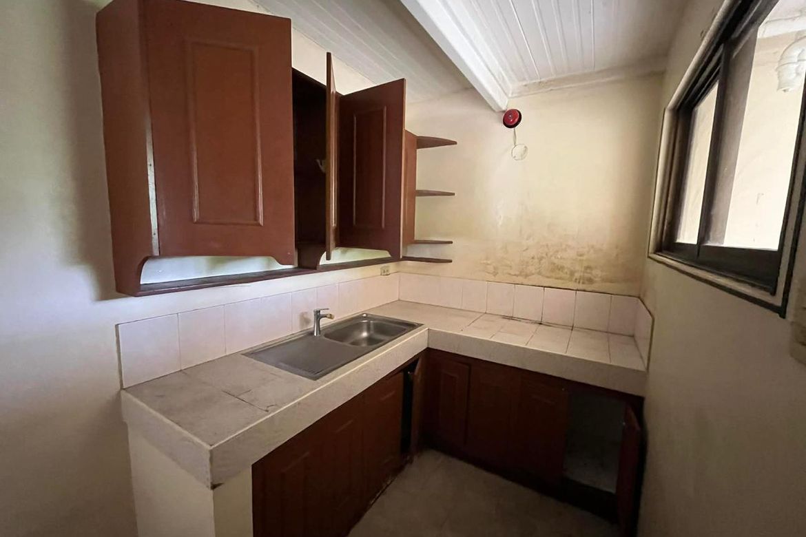 6 Bedroom House for Sale in Cupang, Muntinlupa, Metro Manila – photo 8