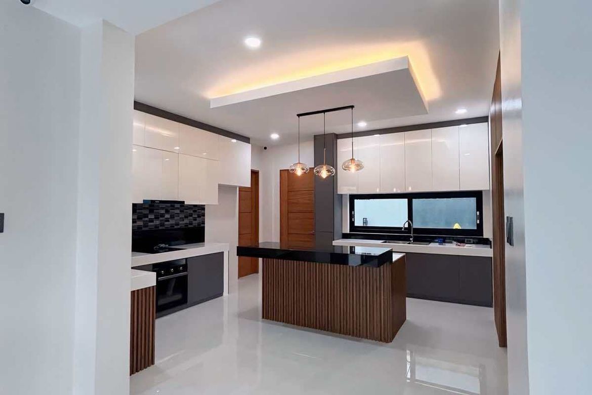 6 Bedroom House for Sale in Cupang, Muntinlupa, Metro Manila – photo 7