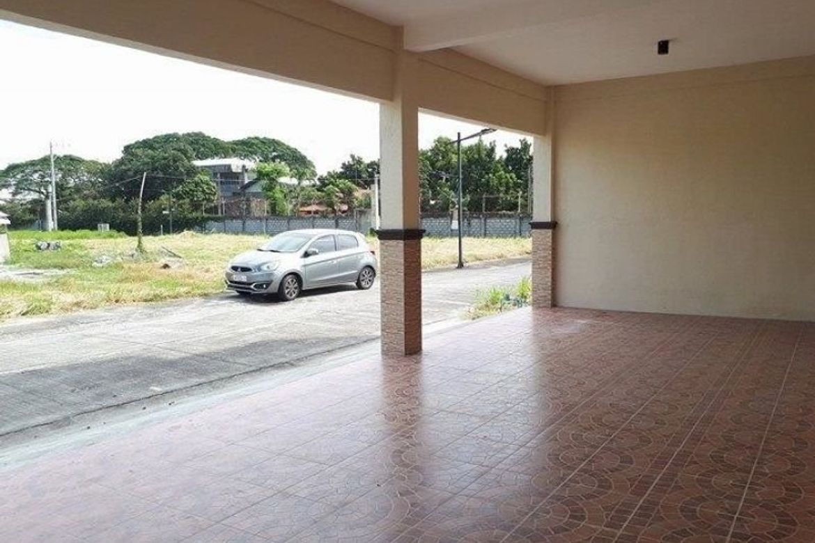 6 Bedroom House for Sale in Cutcut, Angeles, Pampanga – photo 3