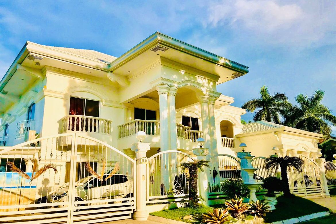 6 Bedroom House for Sale in Cutcut, Angeles, Pampanga – photo 5