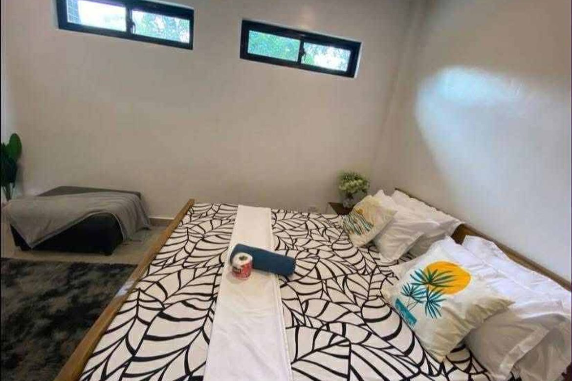 6 Bedroom House for Sale in Dao, Dauis, Bohol
