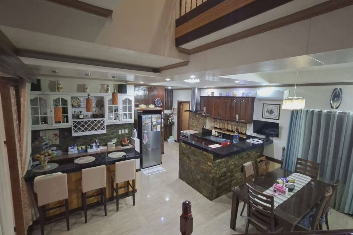 6 Bedroom House for Sale in Daro, Dumaguete, Negros Oriental – photo 7