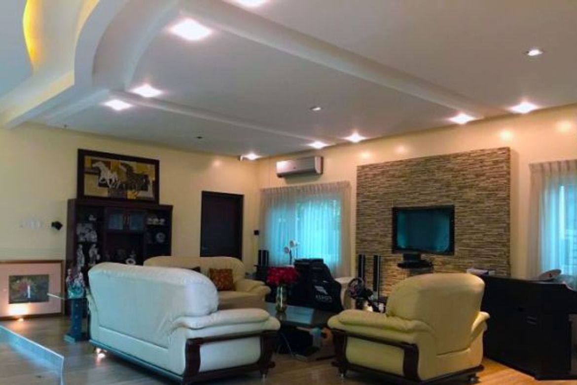 6 Bedroom House for Sale in Dasmariñas Village, Dasmariñas North, Makati, Metro Manila near MRT-3 Magallanes – photo 8