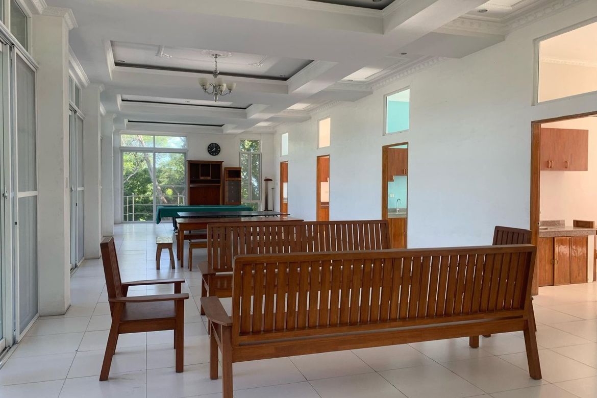 6 Bedroom House for Sale in Estaca, Compostela, Cebu – photo 5