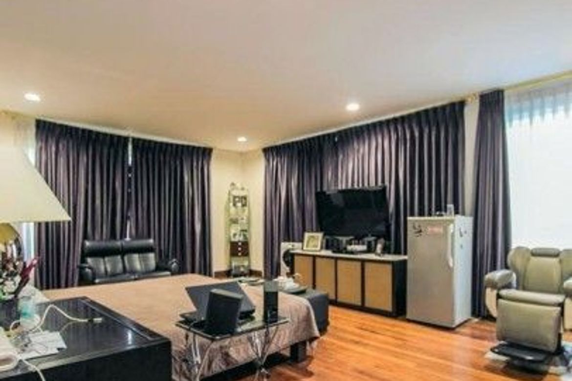 6 Bedroom House for Sale in Forbes Park North, Makati City – photo 5