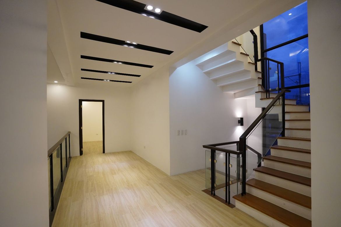6 Bedroom House for Sale in Greenwoods Executive Village - Cainta, San Andres, Cainta, Rizal – photo 7