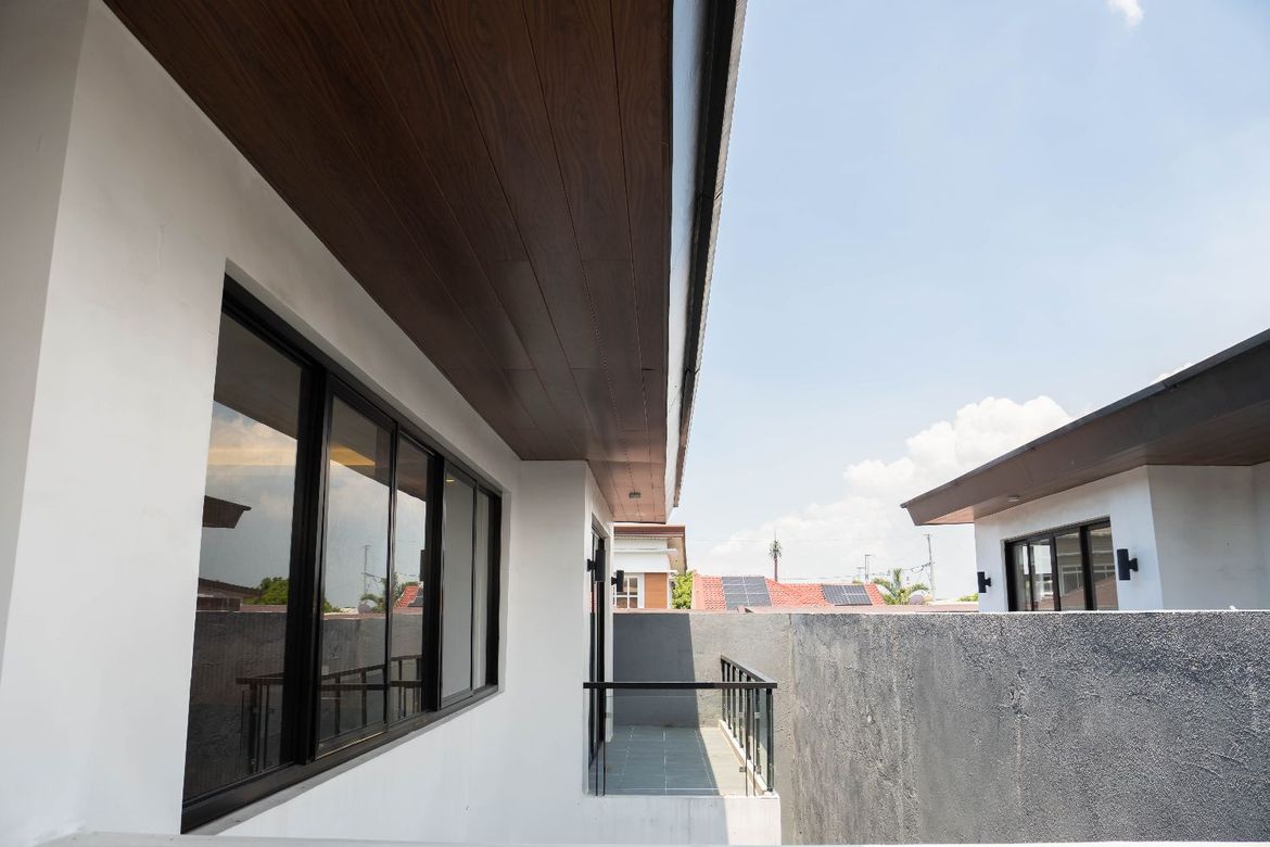 6 Bedroom House for Sale in Greenwoods Executive Village, San Miguel, Pasig, Metro Manila