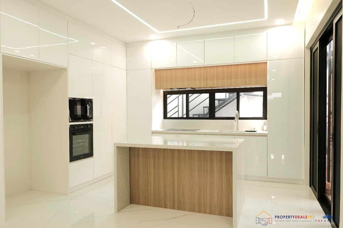 6 Bedroom House for Sale in Greenwoods Executive Village, San Miguel, Pasig, Metro Manila – photo 3