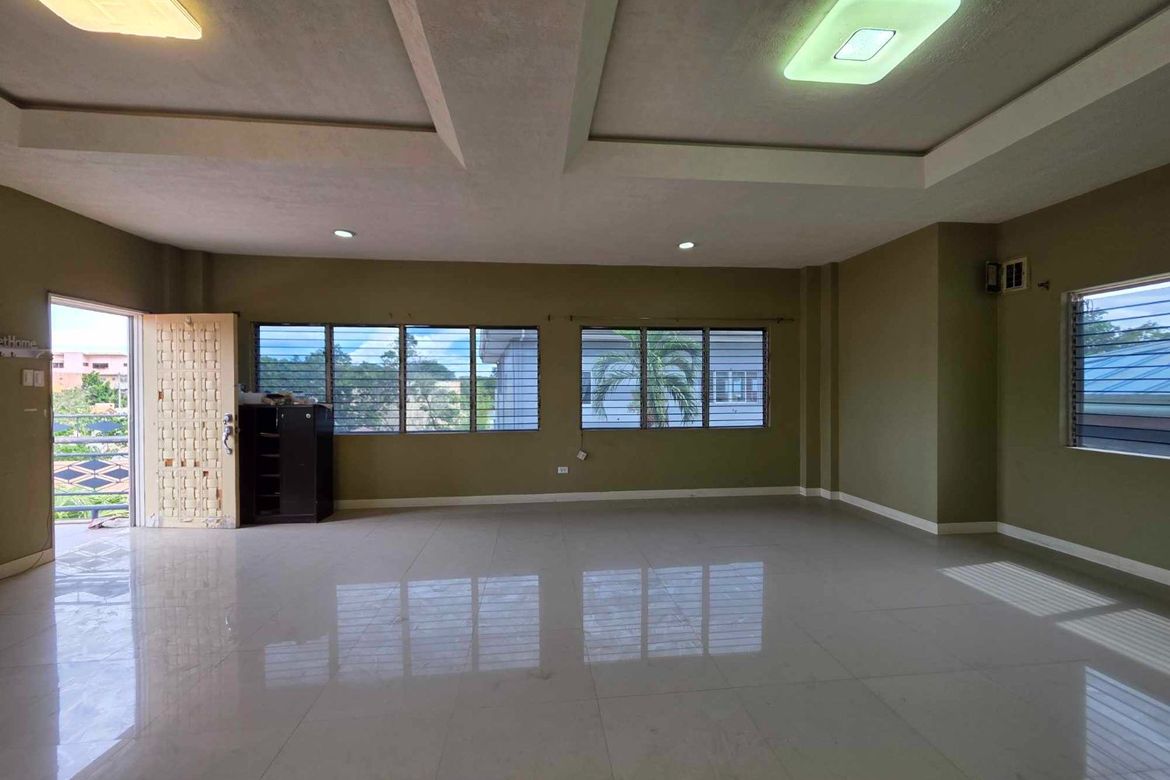 6 Bedroom House for Sale in Guadalupe, Cebu City, Cebu – photo 2