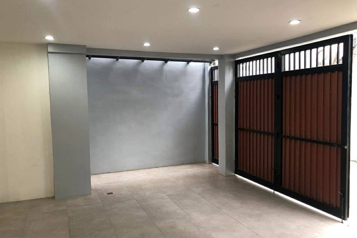 6 Bedroom House for Sale in Holy Spirit, Quezon City, Metro Manila – photo 6