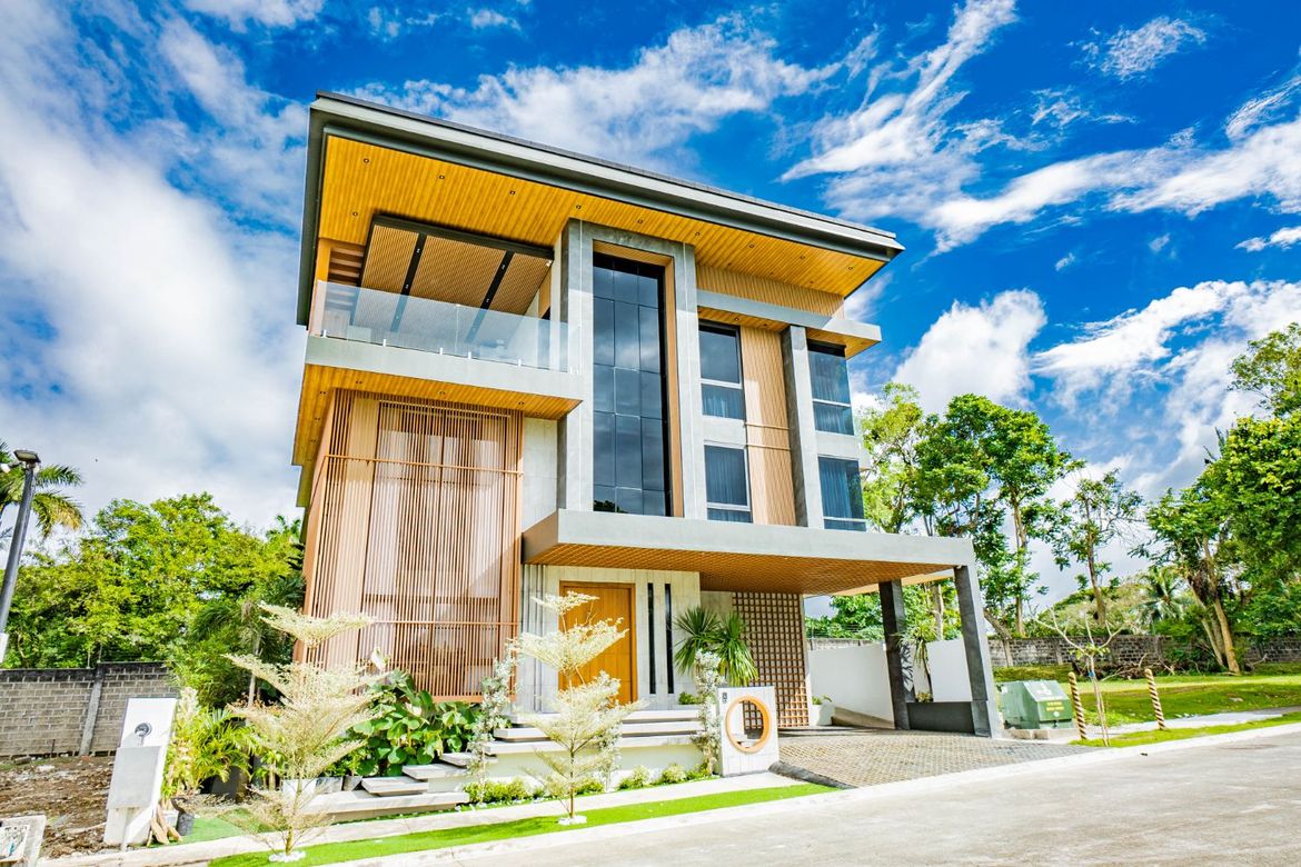 6 Bedroom House for Sale in Inchican, Silang, Cavite – photo 2