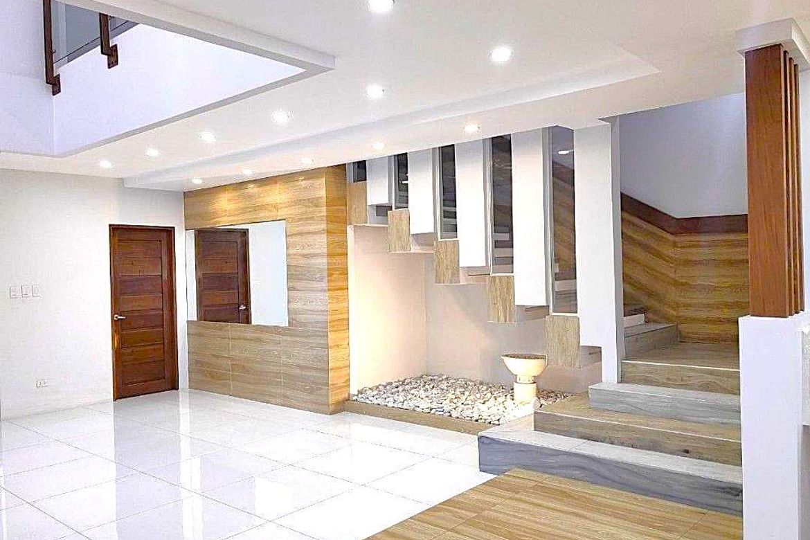 6 Bedroom House for Sale in Industrial Valley, Marikina, Metro Manila near LRT-2 Santolan – photo 2