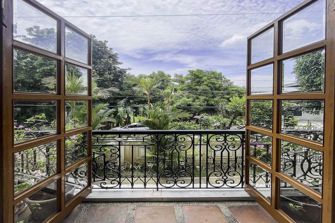 6 Bedroom House for Sale in LOYOLA GRAND VILLAS, Ramon Magsaysay, Quezon City, Metro Manila near LRT-1 Roosevelt – photo 7