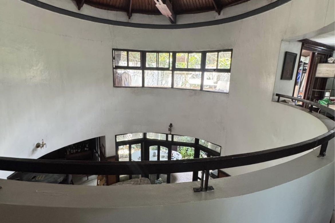 6 Bedroom House for Sale in Loyola Heights, Quezon City, Metro Manila near LRT-2 Katipunan – photo 6