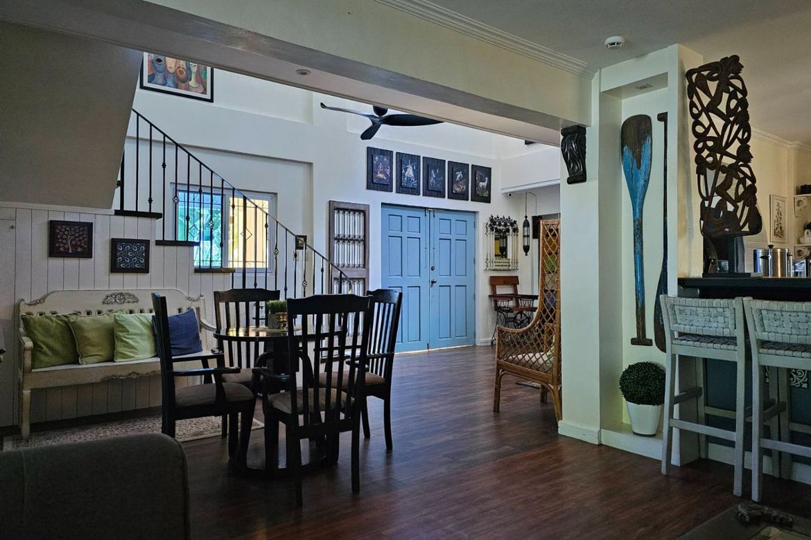 6 Bedroom House for Sale in Luyahan, Lian, Batangas – photo 3