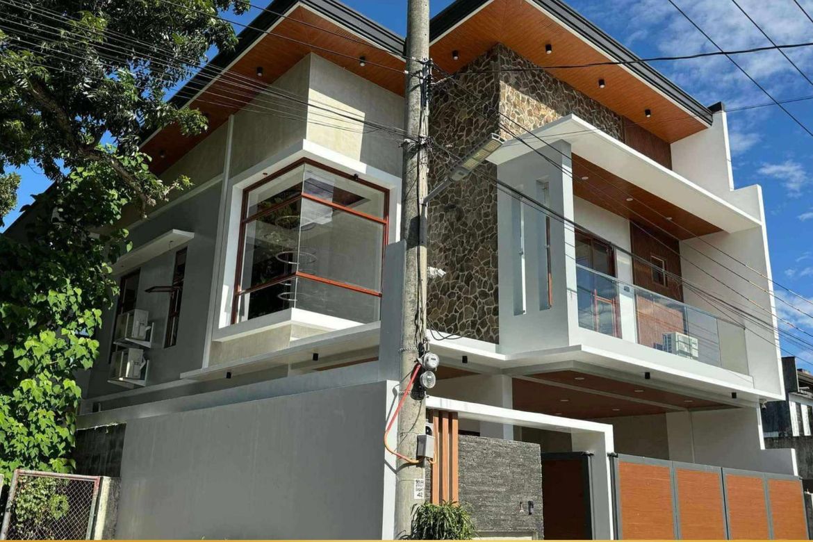 6 Bedroom House for Sale in Magliman, San Fernando, Pampanga – photo 2
