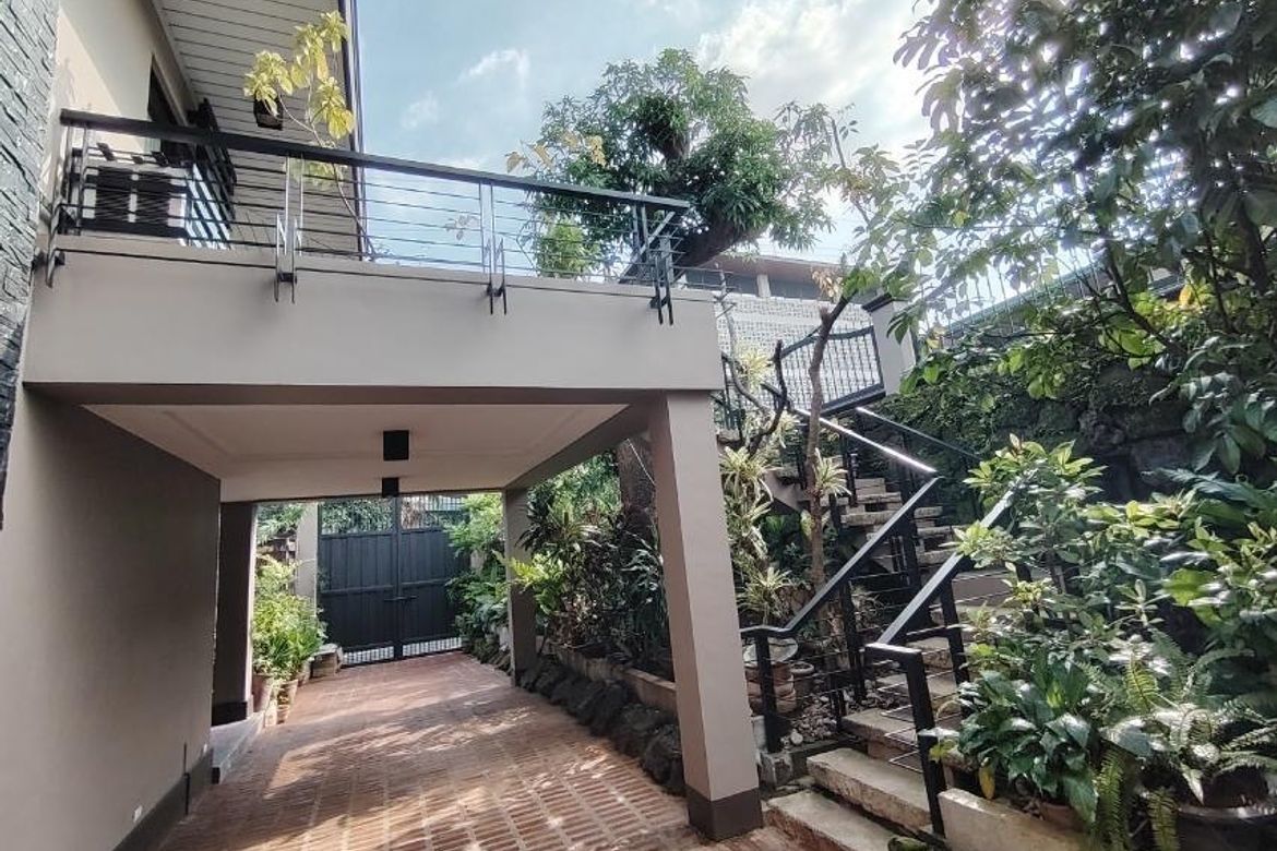 6 Bedroom House for Sale in Mariana, Quezon City, Metro Manila near LRT-2 Gilmore – photo 5