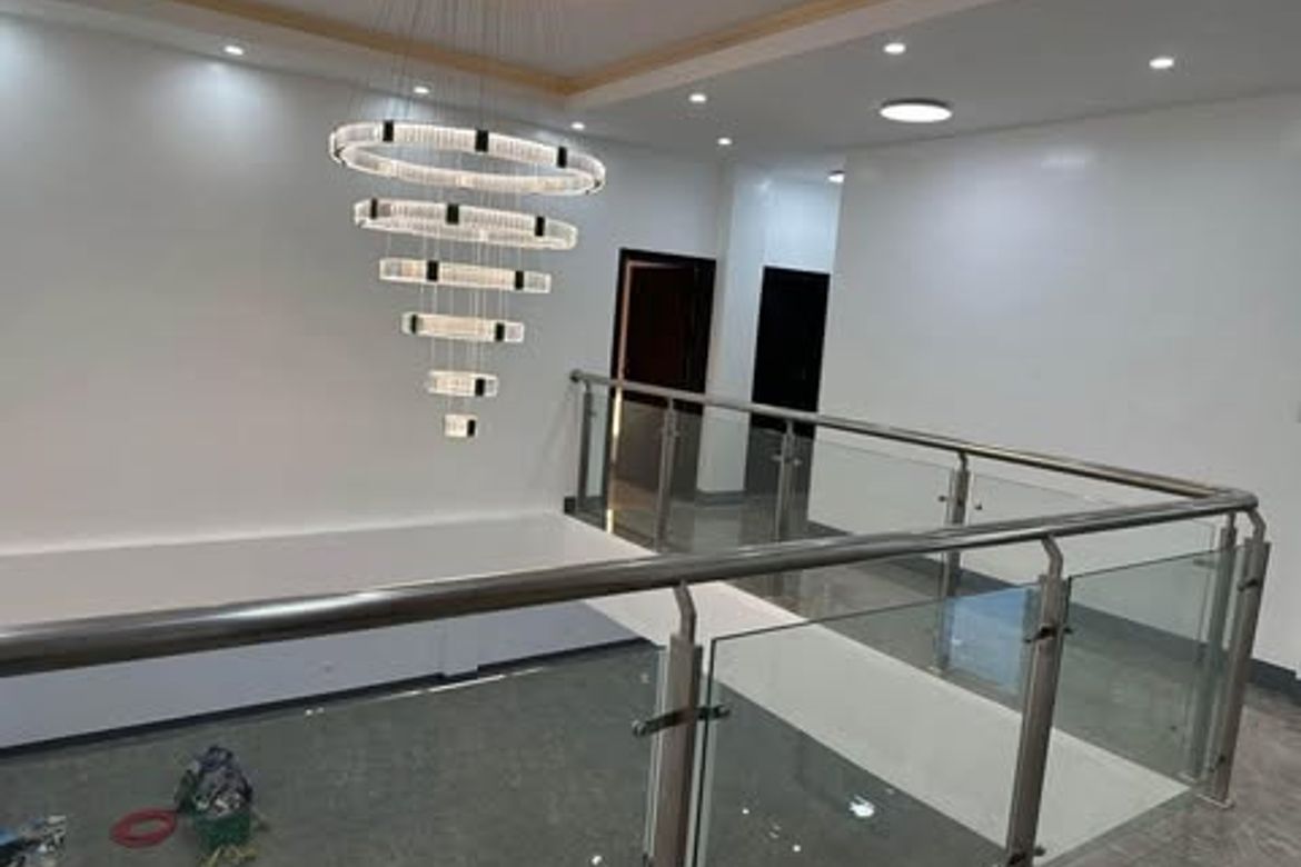 6 Bedroom House for Sale in Marulas, Kawit, Cavite