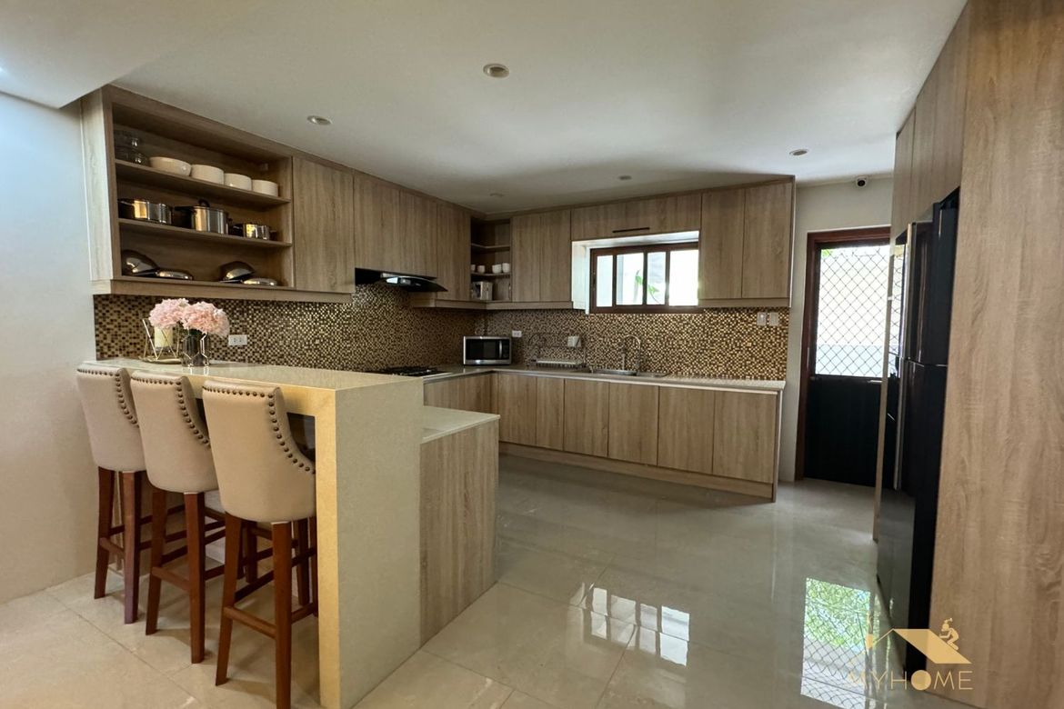 6 Bedroom House for Sale in Maunong, Calamba, Laguna – photo 4
