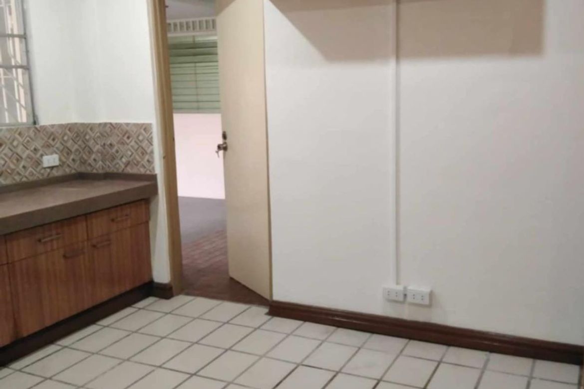 6 Bedroom House for Sale in Maytunas, San Juan, Metro Manila – photo 3