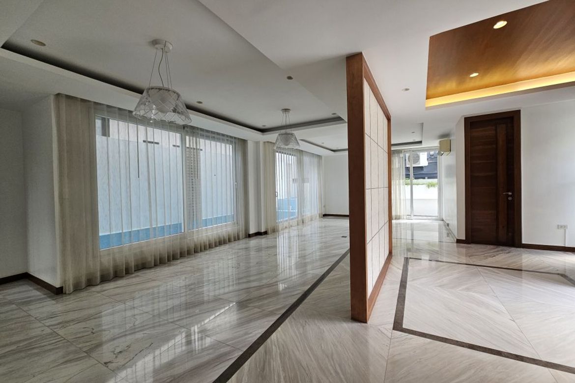 6 Bedroom House for Sale in McKinley Hill, Taguig, Metro Manila – photo 7