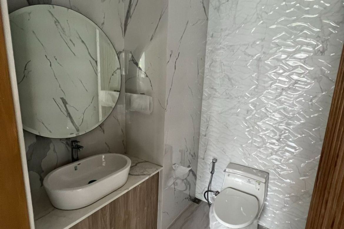 6 Bedroom House for Sale in McKinley Hill, Taguig, Metro Manila – photo 3