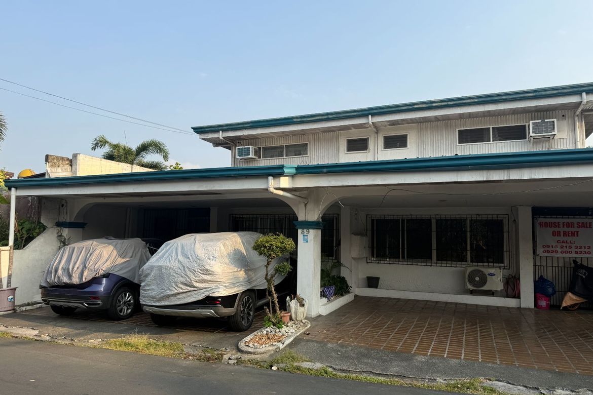 6 Bedroom House for Sale in Merville, Parañaque, Metro Manila – photo 2