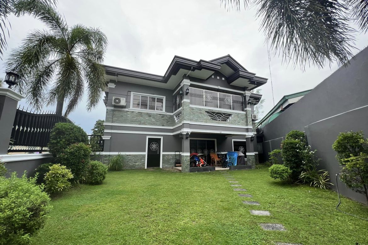 6 Bedroom House for Sale in Mining, Angeles, Pampanga – photo 2
