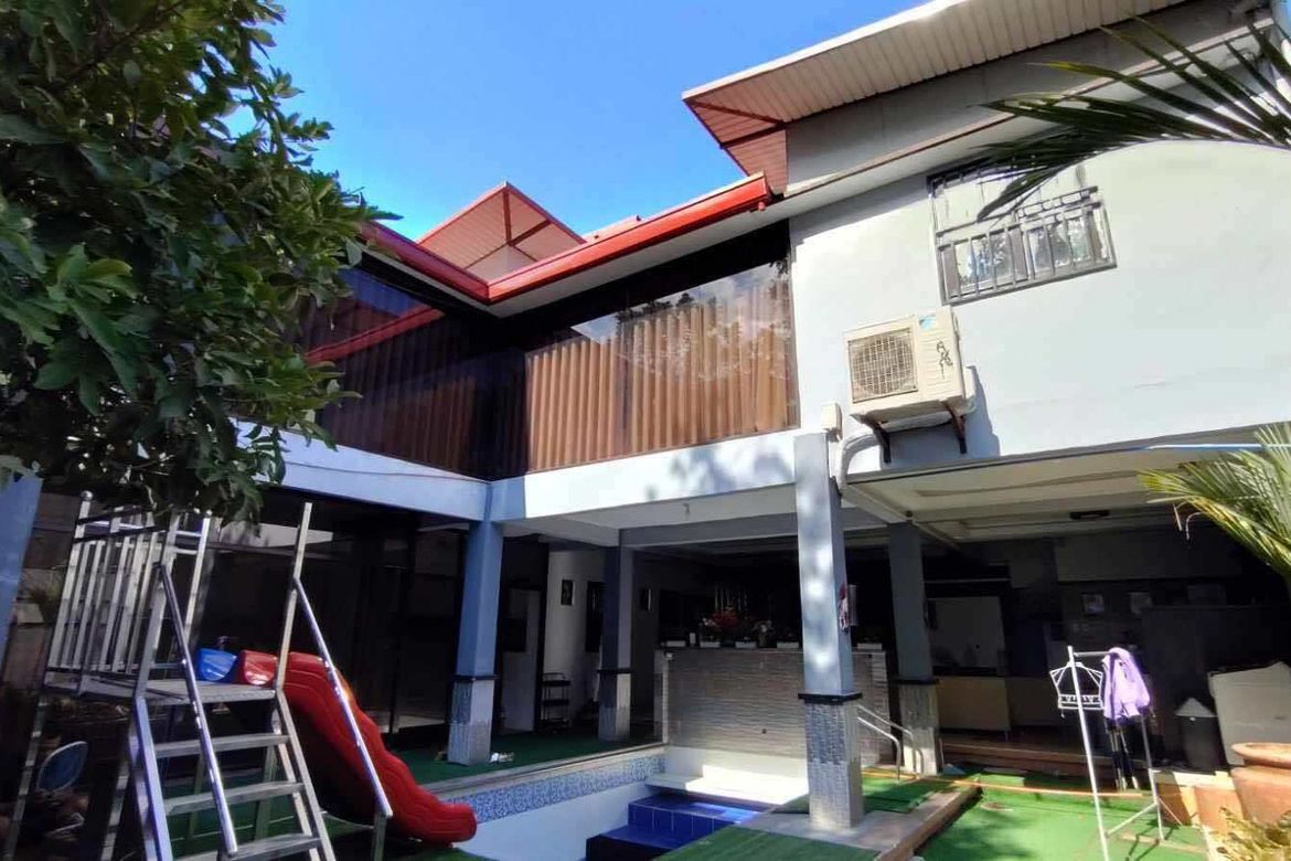 6 Bedroom House for Sale in Mining, Angeles, Pampanga